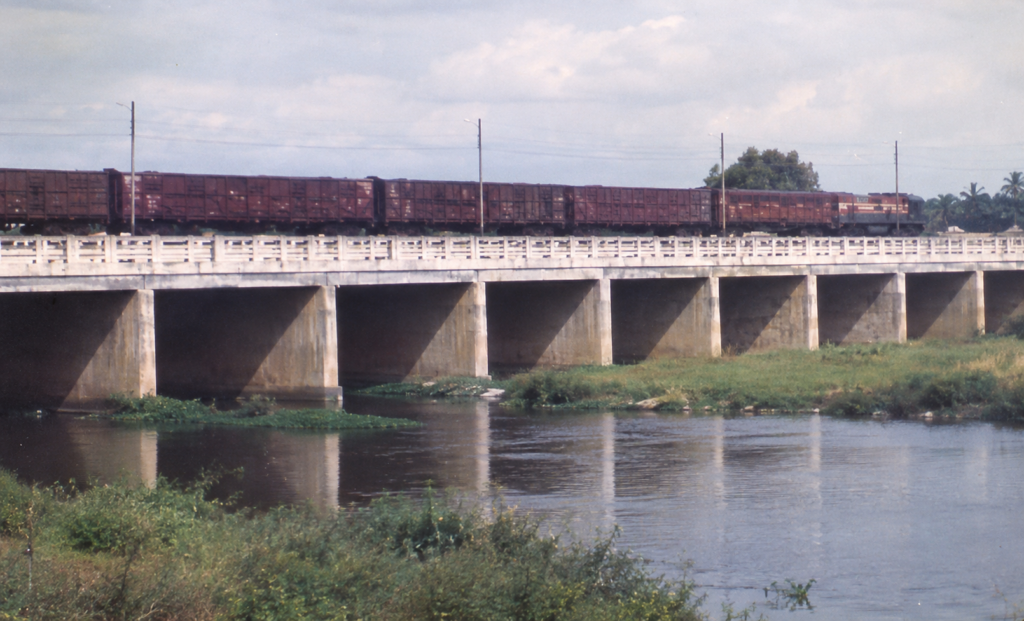 Bridge across river vaigai